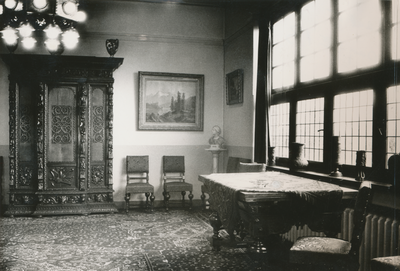 879248 Interieur van de klassiek ingerichte zaal 5 ('zeer geschikt voor recepties'), in het concert- en theatergebouw ...